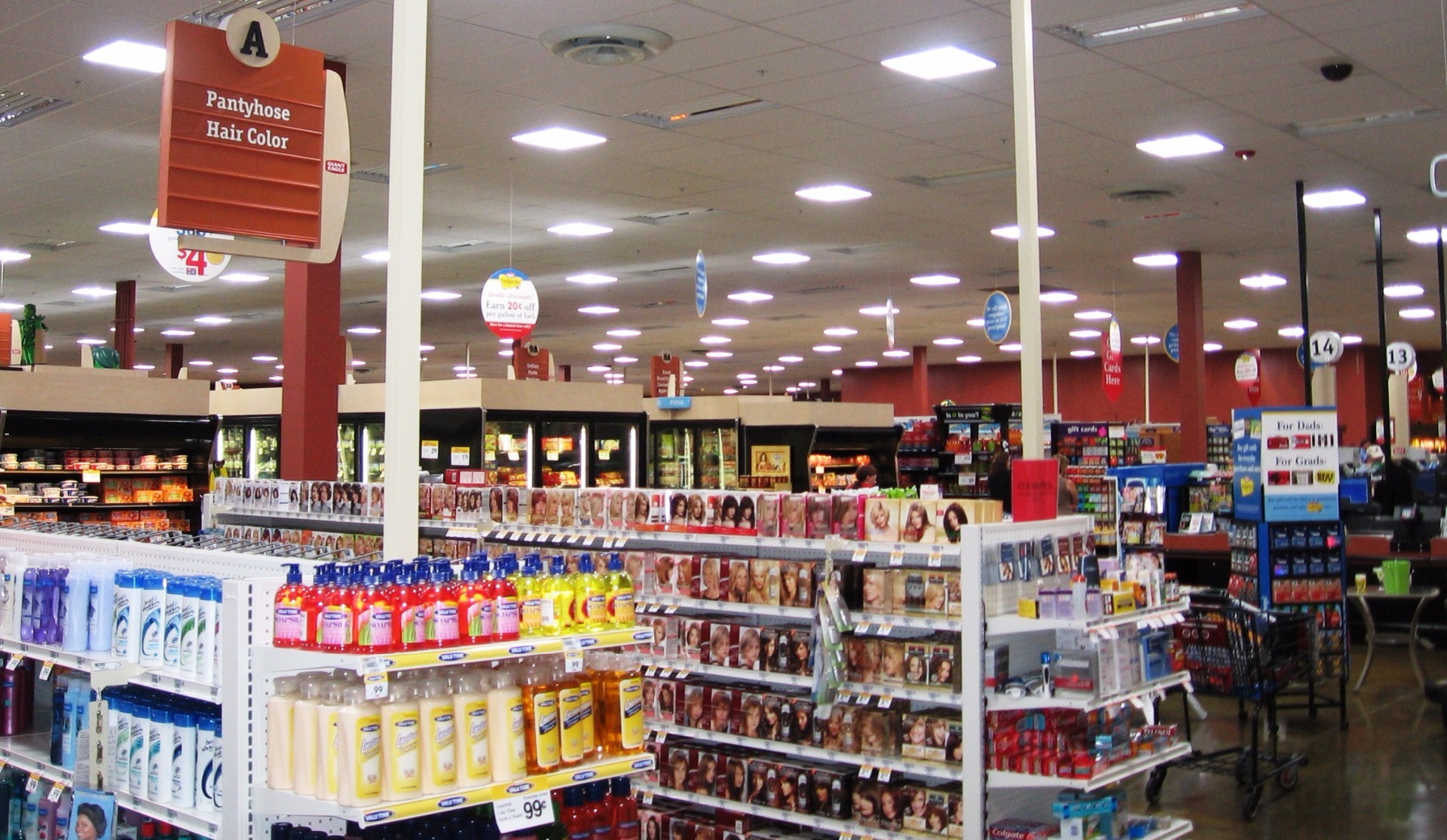 Giant Eagle isles brightened by installed daylighting systems
